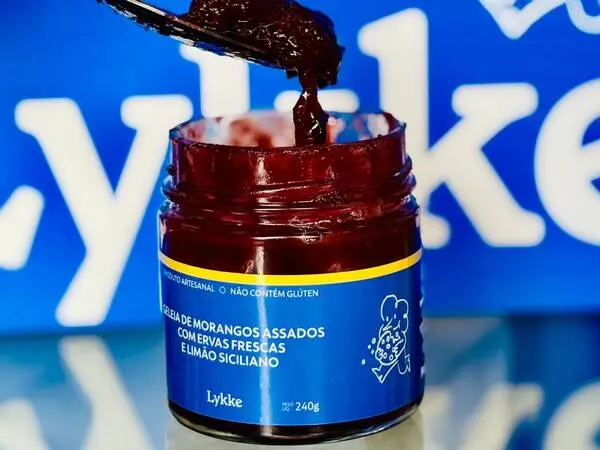 Geleia de Morangos Assados com Ervas